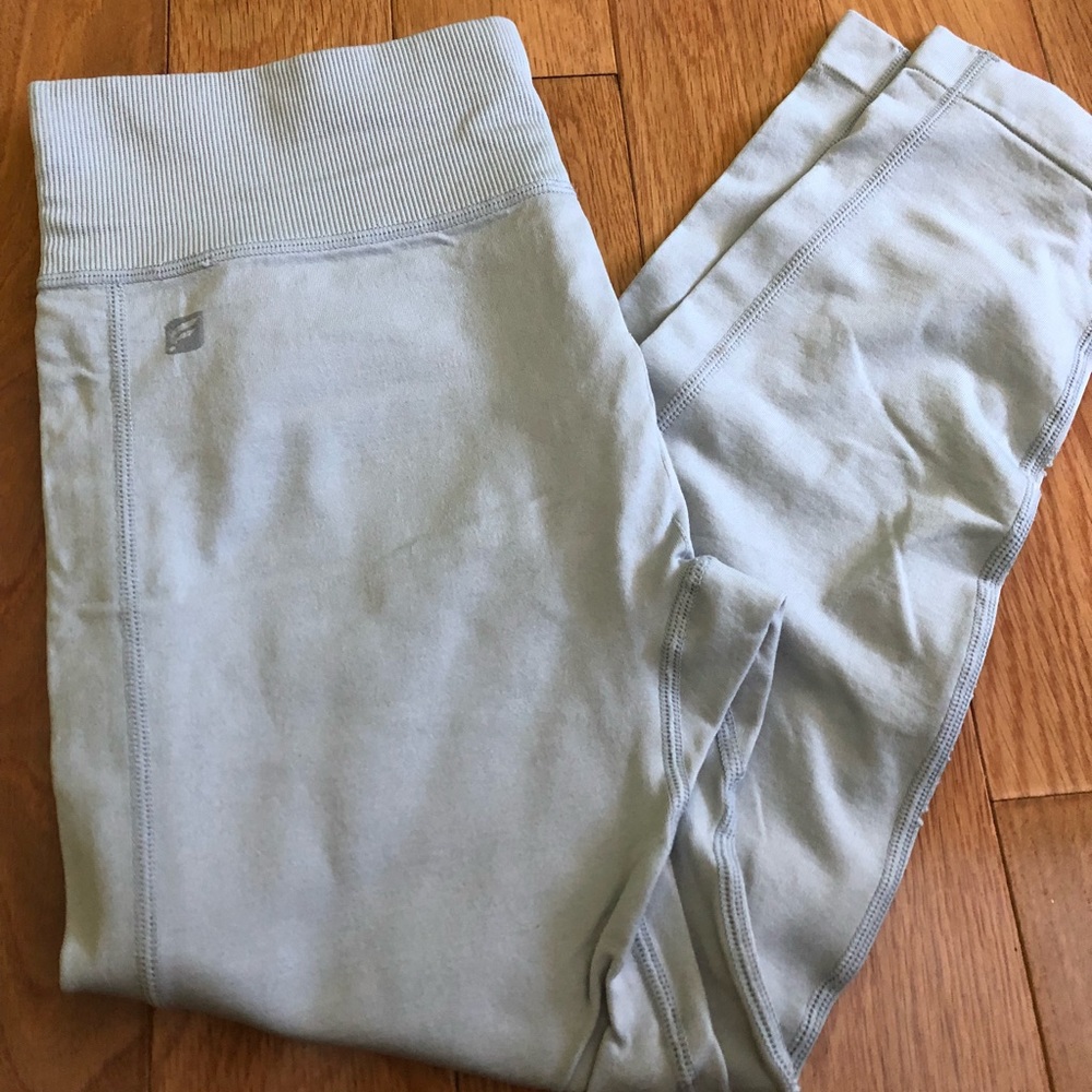 Fabletics crops